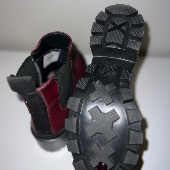 Burgundy Chelsea Chunky Boot! - Picture 4 of 6
